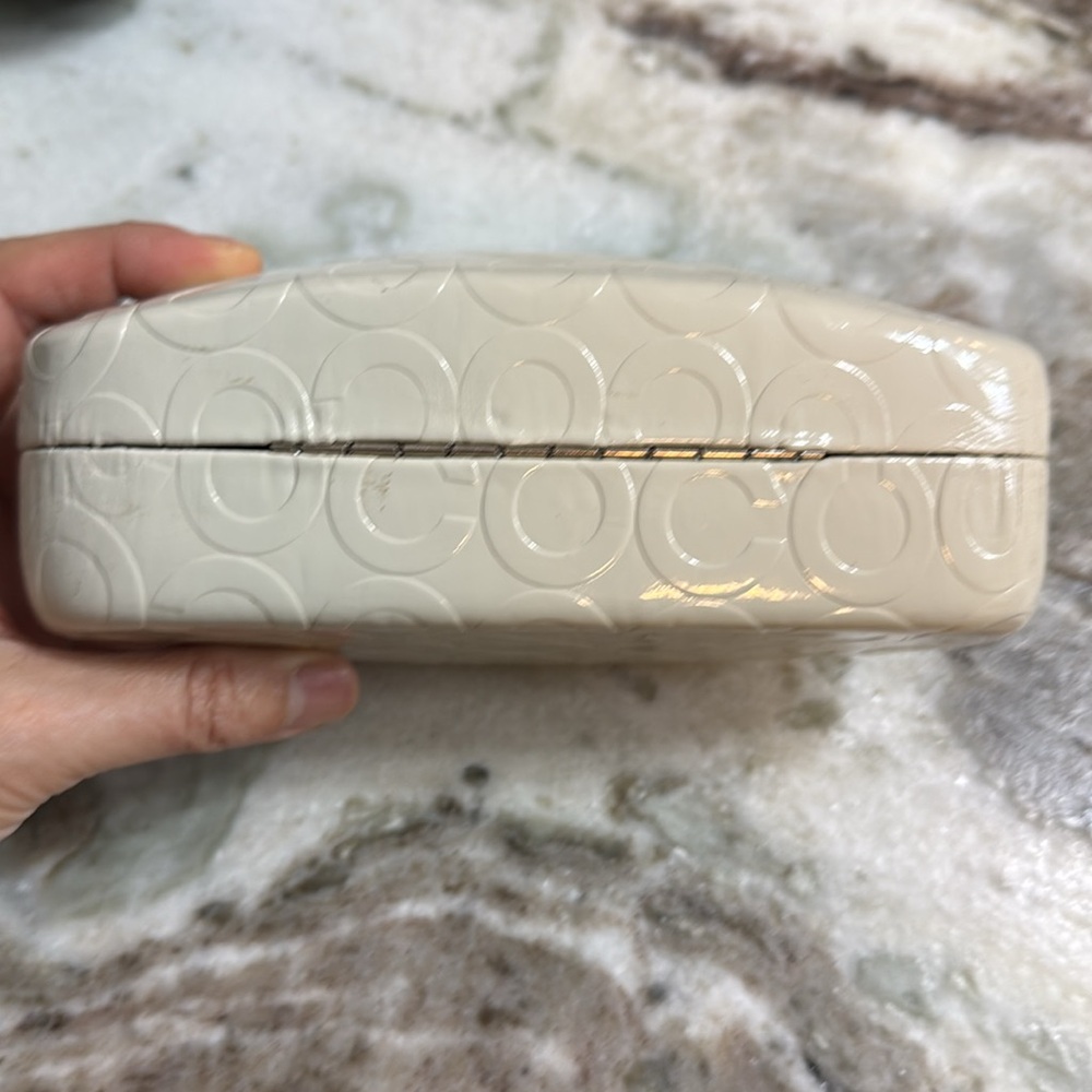 Coach Subglass Case - Picture 5 of 6